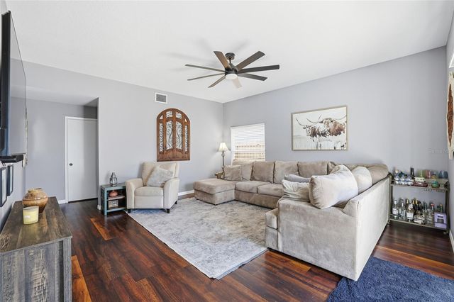 11235 CLAYRIDGE DRIVE, Tampa, FL 33635