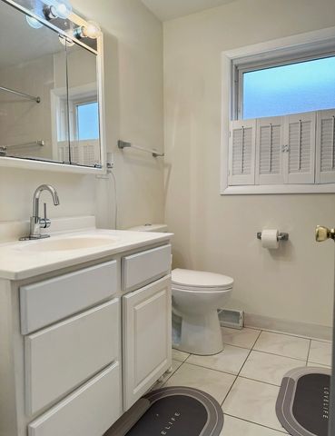 14814 Wabash Avenue, Dolton, IL 60419
