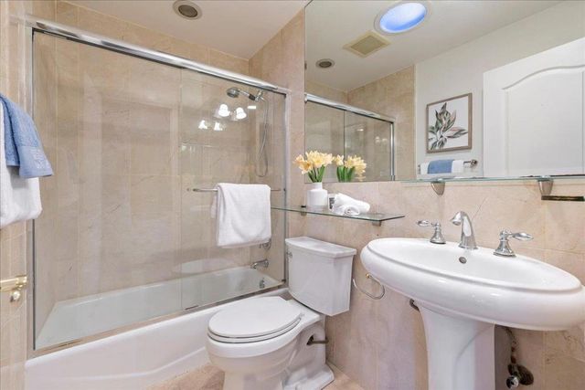 18255 McCoy Avenue, Saratoga, CA 95070