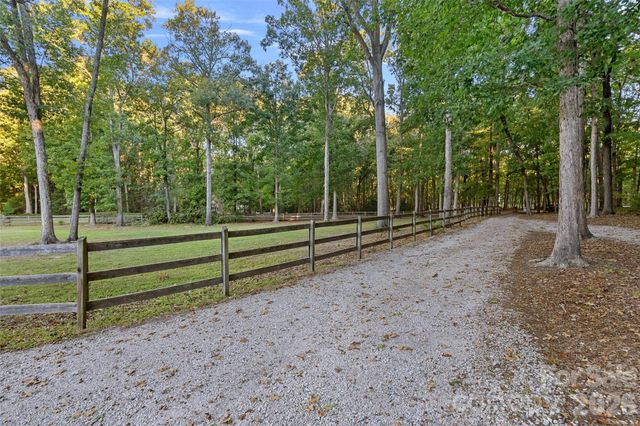 8609 Laurelwood Lane 20 Providence Rd Est OPCA, Waxhaw, NC 28173