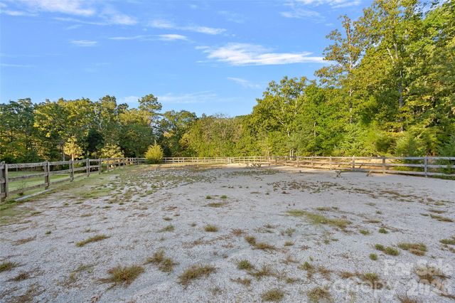 8609 Laurelwood Lane 20 Providence Rd Est OPCA, Waxhaw, NC 28173