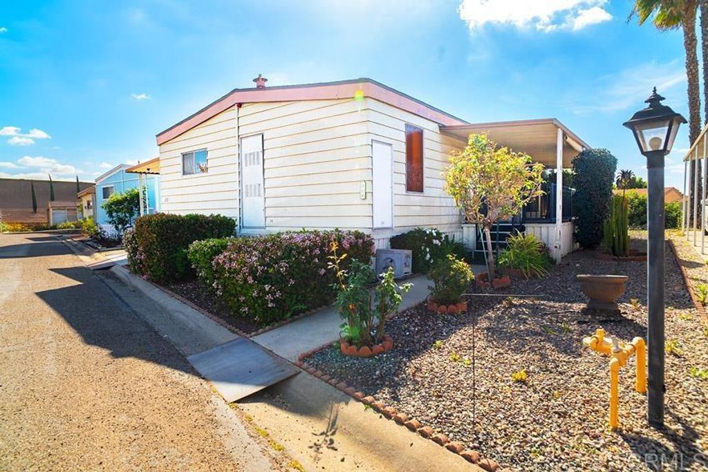 8712 N Magnolia 218, Santee, CA 92071