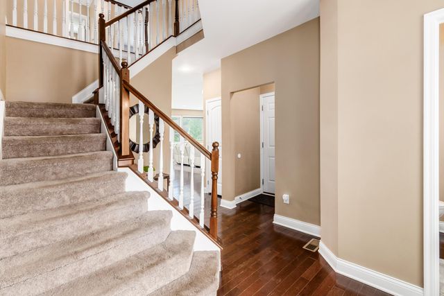 8520 Coldwater Drive, Powell, OH 43065