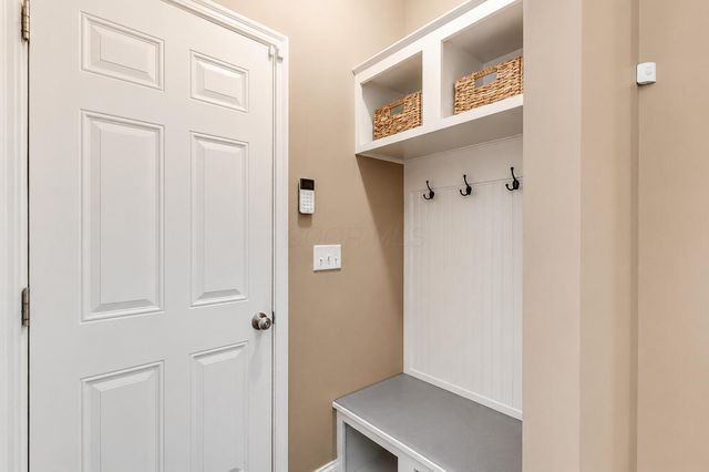 8520 Coldwater Drive, Powell, OH 43065
