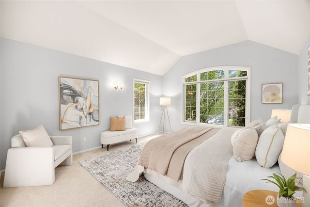 17033 NE 108th Way, Redmond, WA 98052