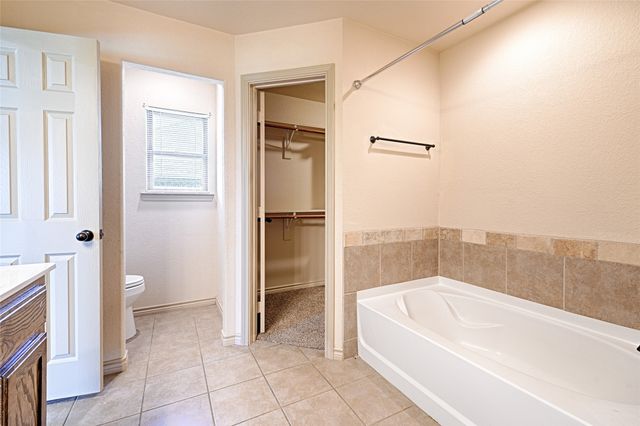 307 W Alene Drive, Mabank, TX 75147