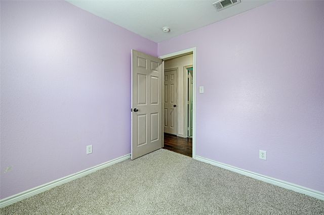 307 W Alene Drive, Mabank, TX 75147