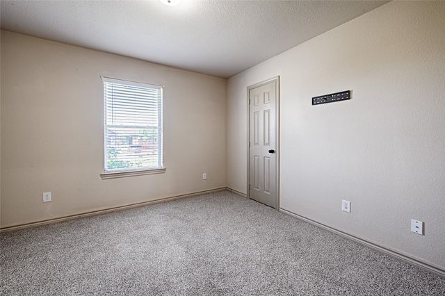 307 W Alene Drive, Mabank, TX 75147