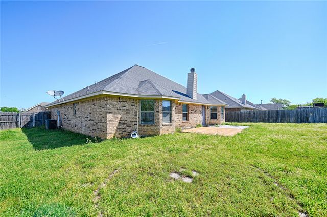 307 W Alene Drive, Mabank, TX 75147