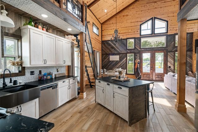 645 County Road 4875, Celeste, TX 75423