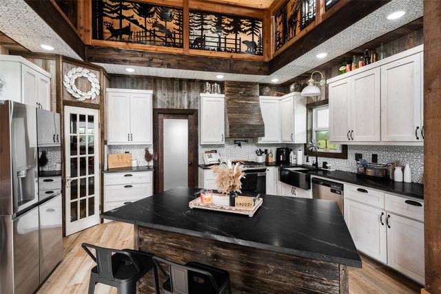 645 County Road 4875, Celeste, TX 75423