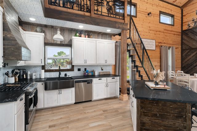 645 County Road 4875, Celeste, TX 75423