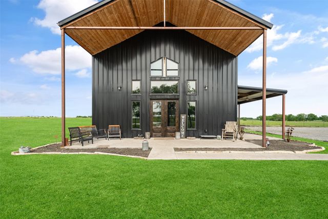 645 County Road 4875, Celeste, TX 75423