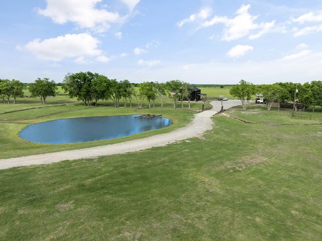 645 County Road 4875, Celeste, TX 75423
