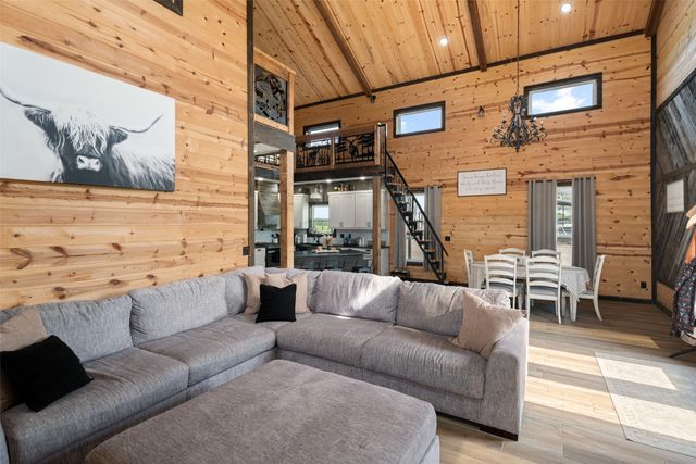 645 County Road 4875, Celeste, TX 75423