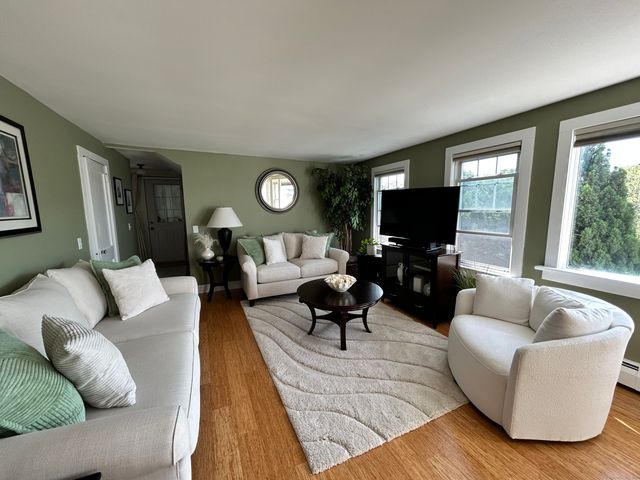 38 Lords Hill Road 8, Stonington, CT 06378