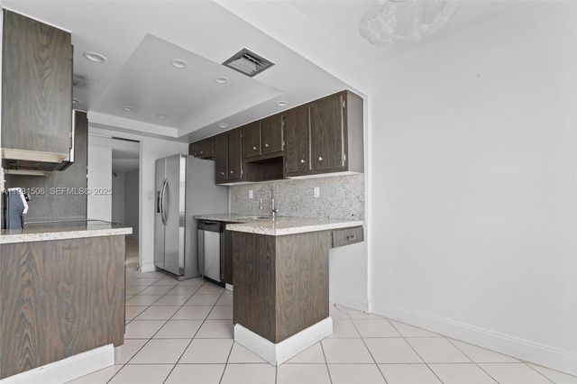 18081 Biscayne Blvd 1205, Aventura, FL 33160