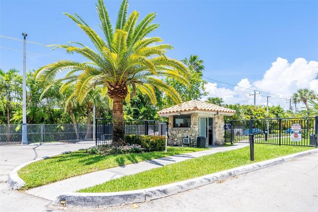 18081 Biscayne Blvd 1205, Aventura, FL 33160