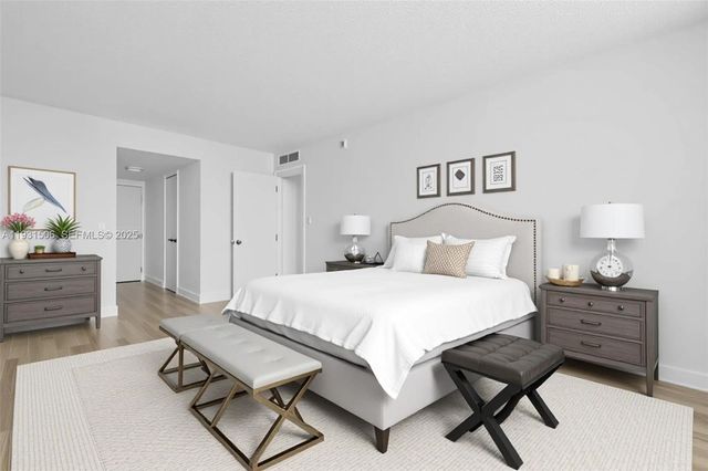 18081 Biscayne Blvd 1205, Aventura, FL 33160