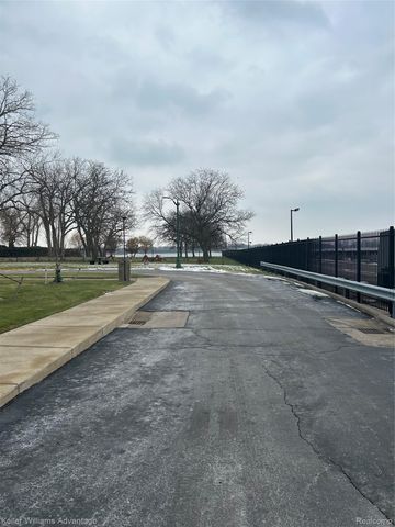 8900 E Jefferson Avenue 323, Detroit, MI 48214