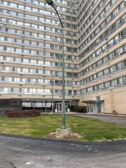 8900 E Jefferson Avenue 323, Detroit, MI 48214