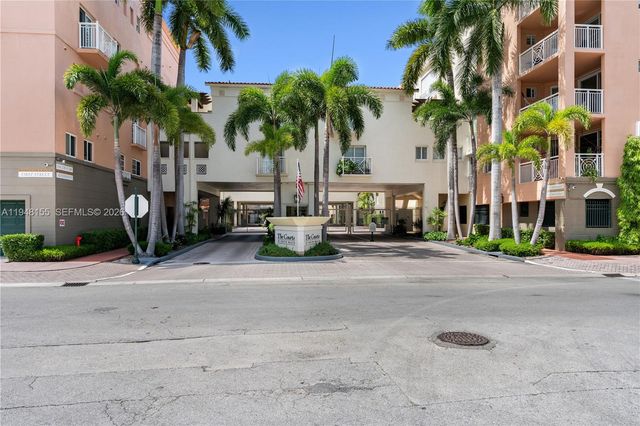 100 Meridian Ave 216, Miami Beach, FL 33139