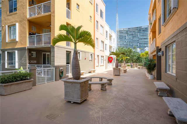 100 Meridian Ave 216, Miami Beach, FL 33139