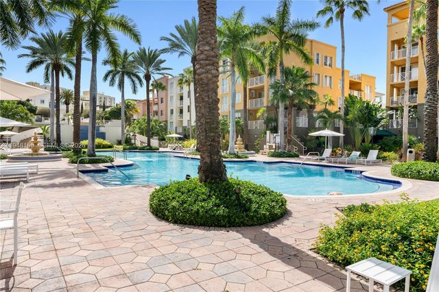 100 Meridian Ave 216, Miami Beach, FL 33139