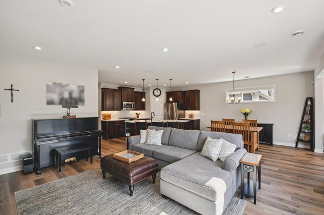 1976 Mulberry Lane, Carver, MN 55315