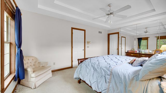 3204 Saddlebrook Crossing, Valparaiso, IN 46385