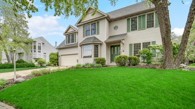 3204 Saddlebrook Crossing, Valparaiso, IN 46385