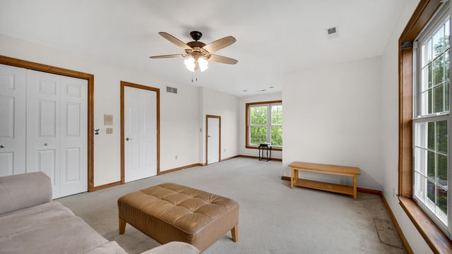3204 Saddlebrook Crossing, Valparaiso, IN 46385