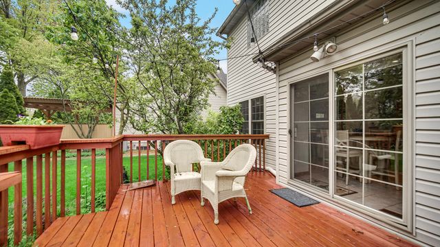 3204 Saddlebrook Crossing, Valparaiso, IN 46385