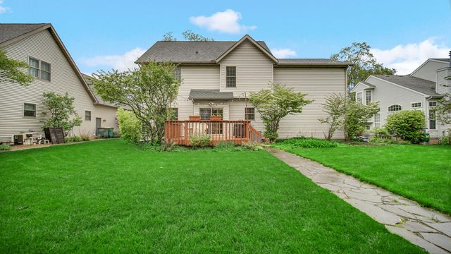 3204 Saddlebrook Crossing, Valparaiso, IN 46385