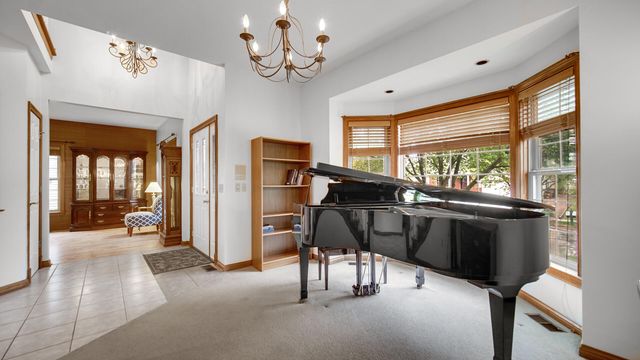 3204 Saddlebrook Crossing, Valparaiso, IN 46385