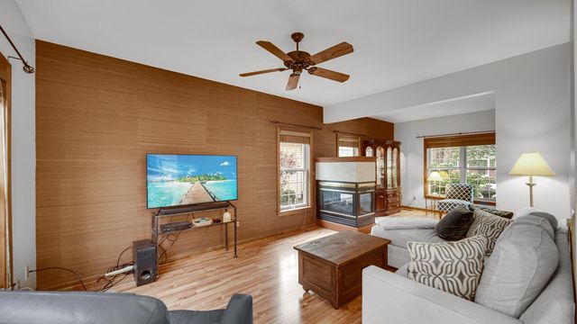 3204 Saddlebrook Crossing, Valparaiso, IN 46385