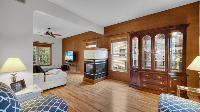 3204 Saddlebrook Crossing, Valparaiso, IN 46385
