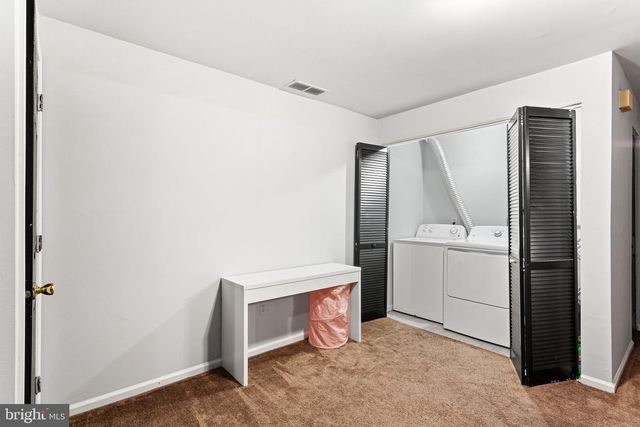 944 NEW MARKET ST, Philadelphia, PA 19123