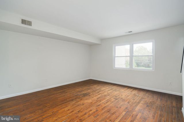 944 NEW MARKET ST, Philadelphia, PA 19123