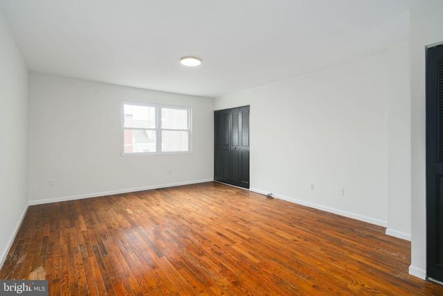 944 NEW MARKET ST, Philadelphia, PA 19123