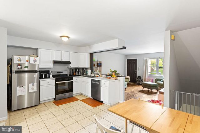 944 NEW MARKET ST, Philadelphia, PA 19123