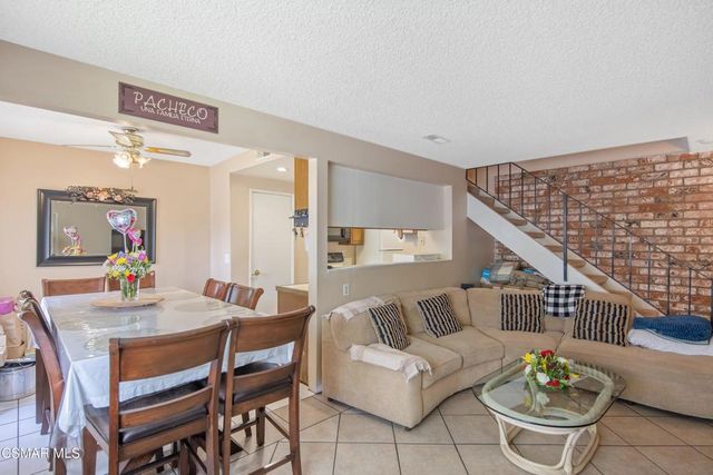 5957 Nelda Street 3, Simi Valley, CA 93063