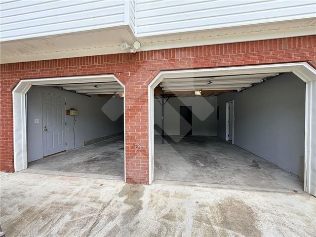 29 Enclave Drive, Powder Springs, GA 30127