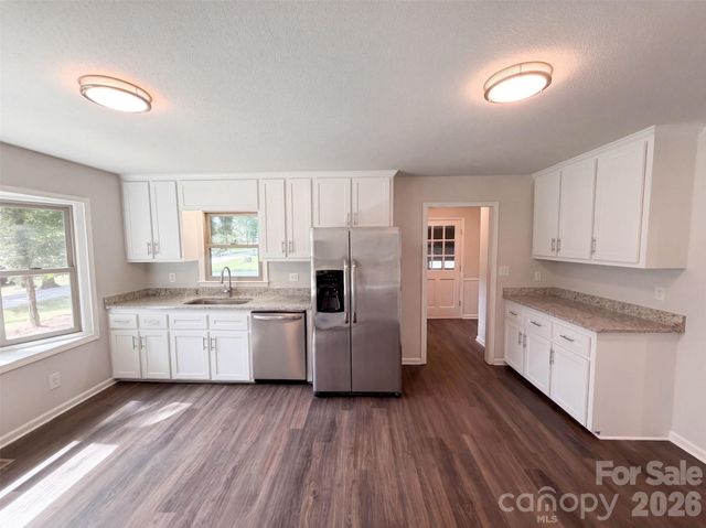 121 Goodman Circle NE, Concord, NC 28025