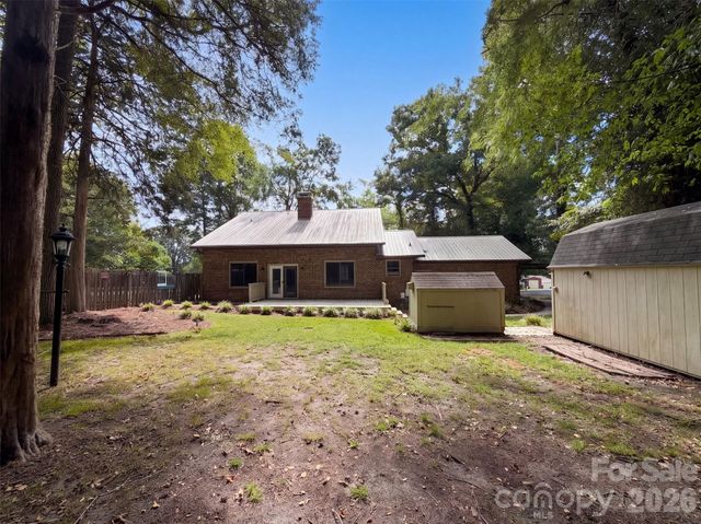 121 Goodman Circle NE, Concord, NC 28025