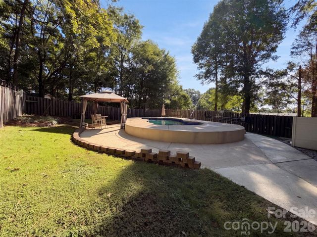 121 Goodman Circle NE, Concord, NC 28025