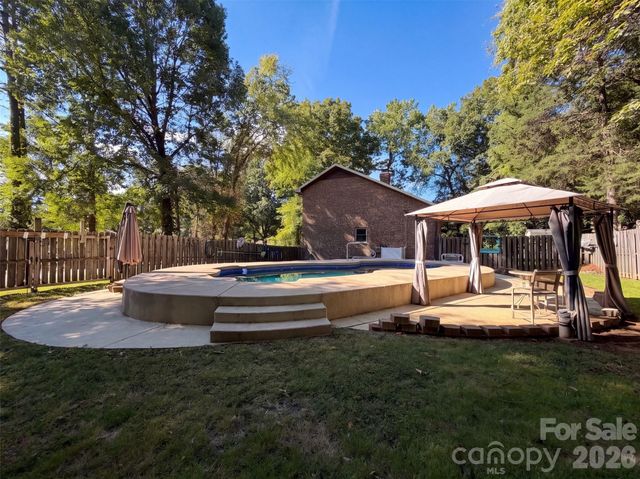 121 Goodman Circle NE, Concord, NC 28025