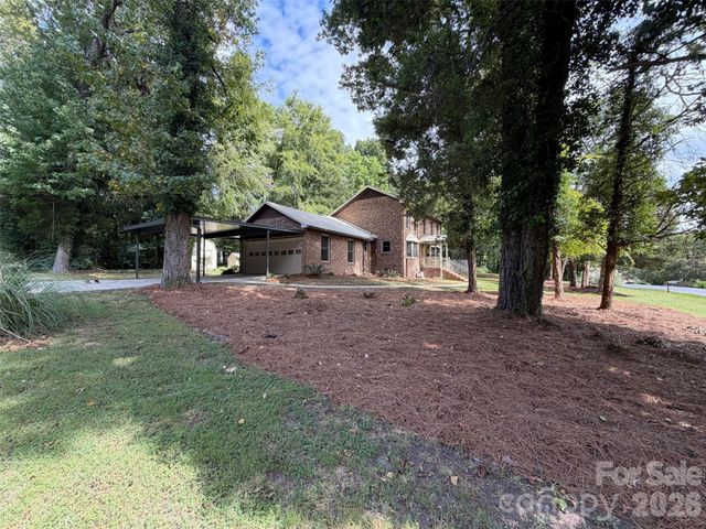 121 Goodman Circle NE, Concord, NC 28025