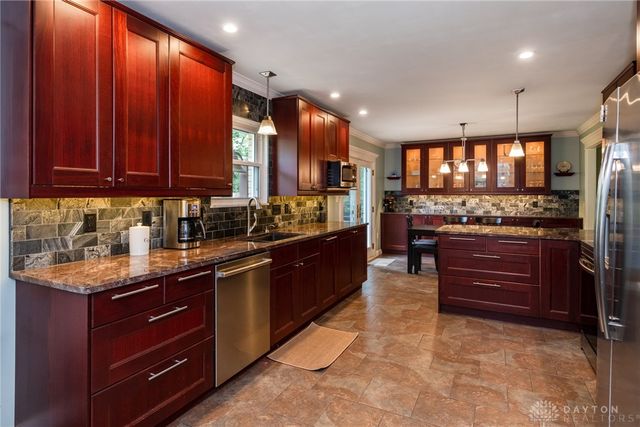 6912 Morrow Drive, Clayton, OH 45415