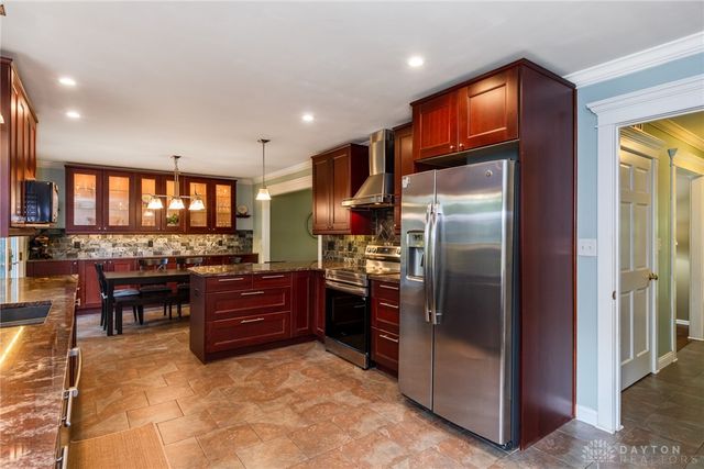 6912 Morrow Drive, Clayton, OH 45415